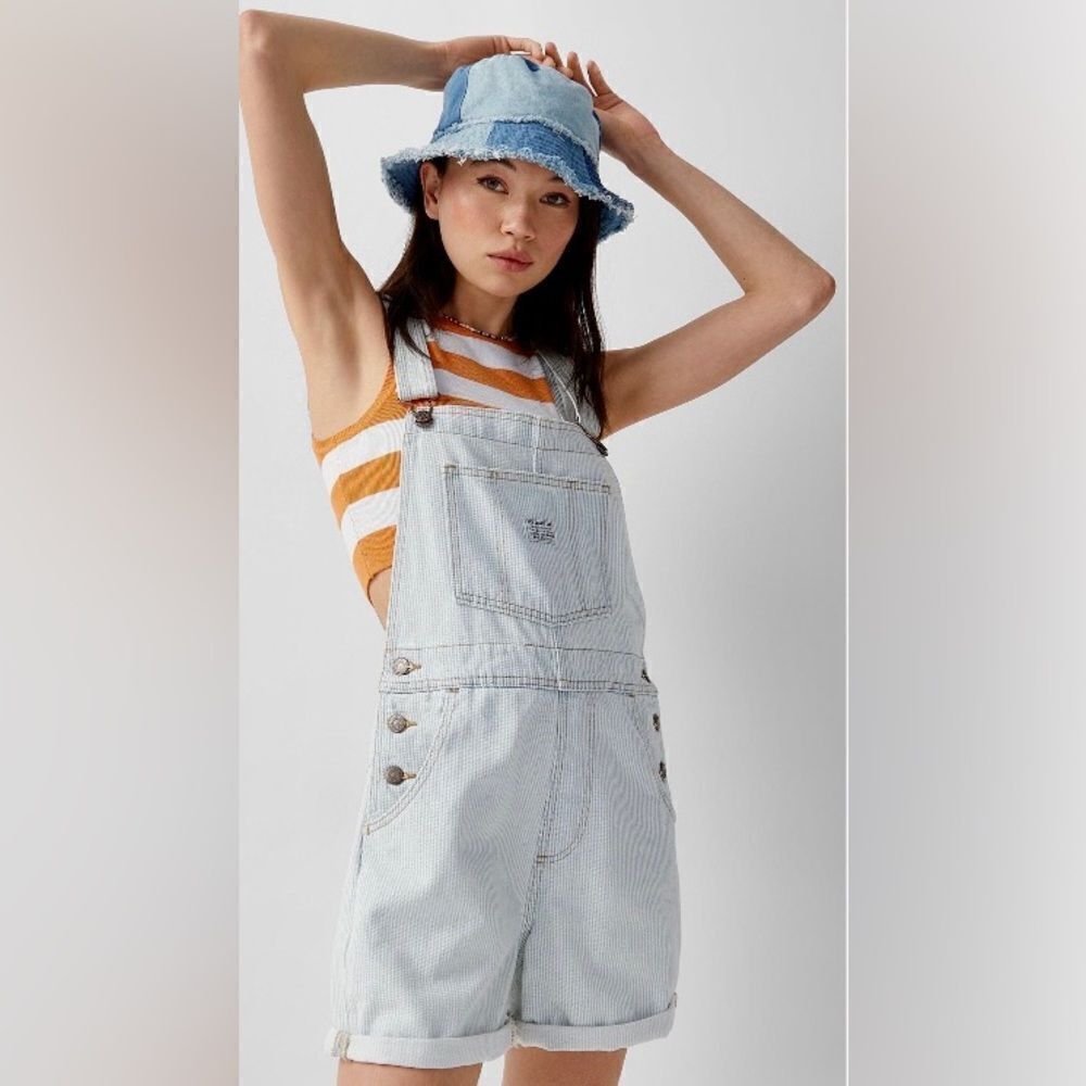 NWT- Levi Denim Short Overhauls - XL